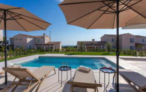 Stunning Home In Bale With Wifi